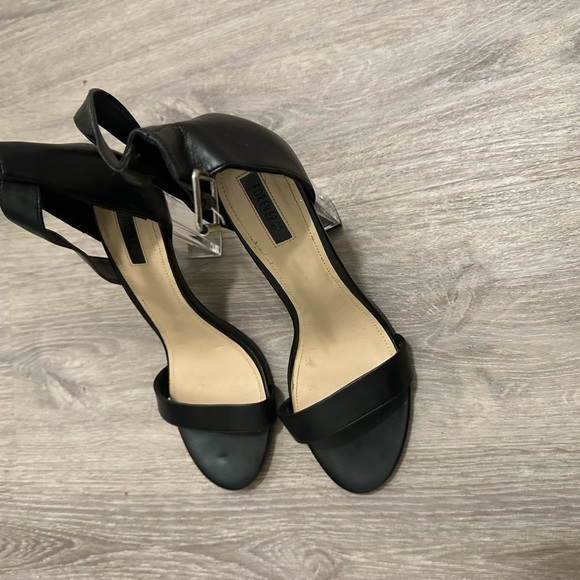 Forever 21 Black Classic Strappy Clear Heel - Picture 10 of 12